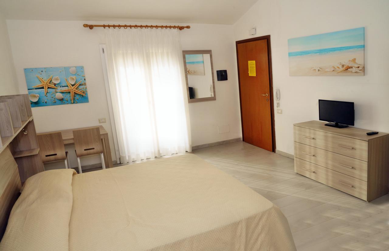 Blu Baita La Maddalena  Ngoại thất bức ảnh